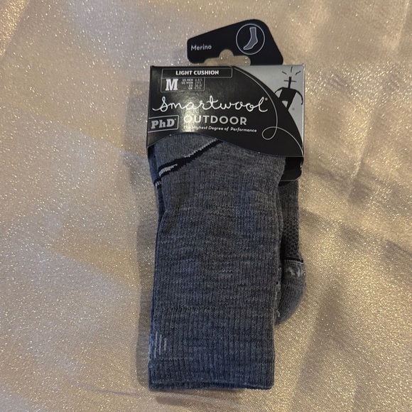 Smartwool Accessories - Smartwool PhD Outdoor Light Cushion Gray Socks - Size M - NWT